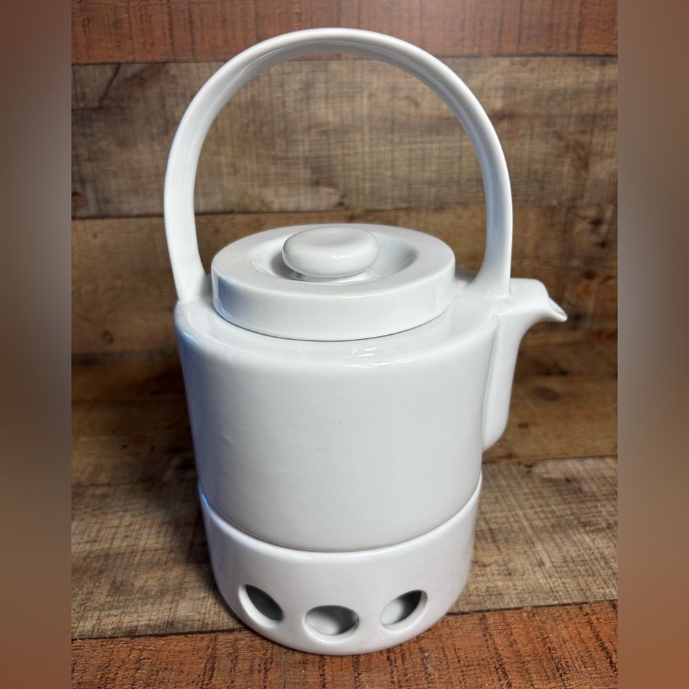 Cordon Bleu Crate& Barrel White Ceramic Teapot & Warmer Koen De Winter 1984